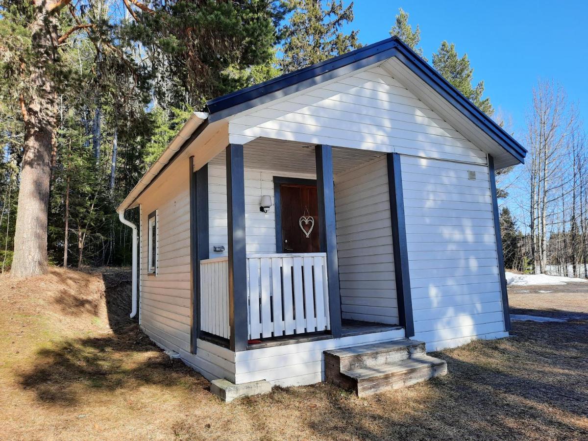 Отель Camp Route 45 Hammerdal Экстерьер фото